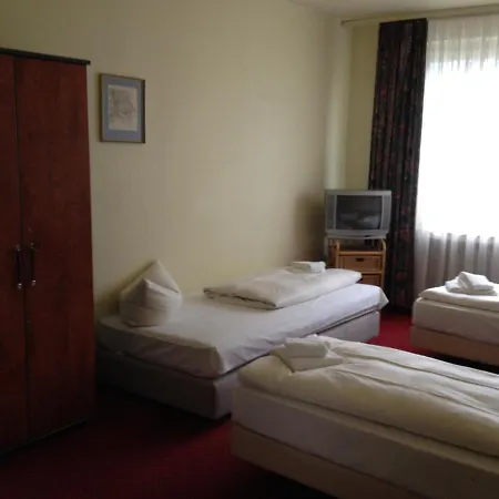 多摩莫蒂尔酒店 2* 杜塞尔多夫