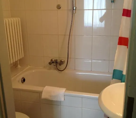 도모 몬디알 호텔 뒤셀도르프