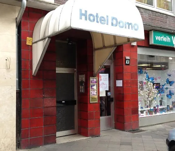 Domo Mondial Hotel 2*