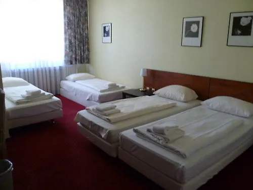 Domo Mondial 2* Dusseldorf